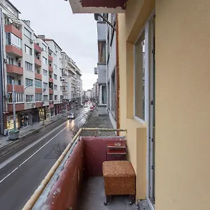  Apartament Elegant 2bdr With A Balcony